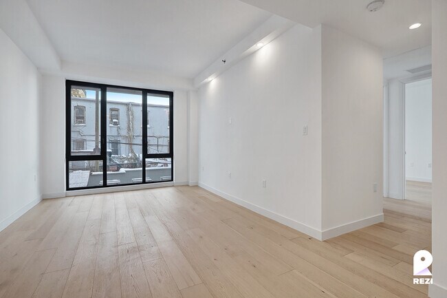 Building Photo - 148-37 88th Ave