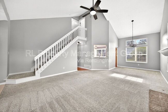 Building Photo - 994 Frieda Ct
