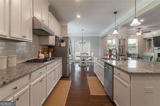 Building Photo - 301 Cochin Dr