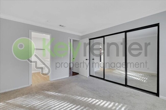 Building Photo - 2692 Bradford Way