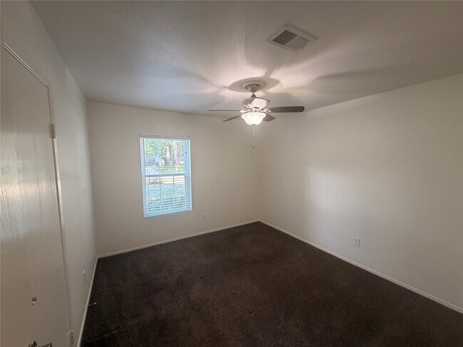 Building Photo - 3214 Big Spruce Dr
