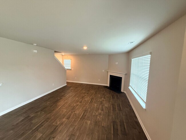 Building Photo - 508 Elmwood Pond Ct