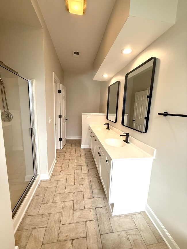 Building Photo - 1462 Wellbrooke Ln