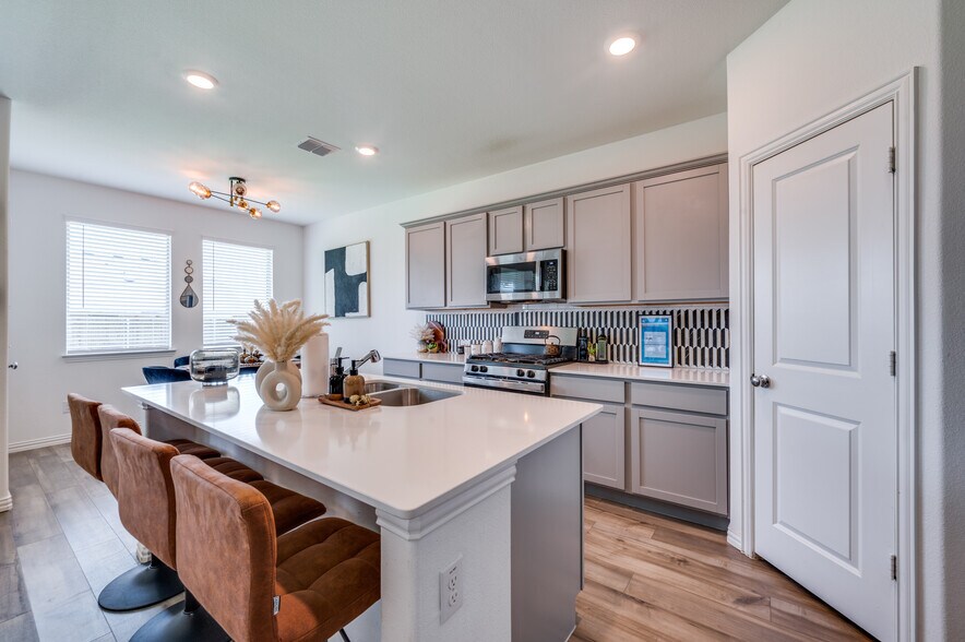 Building Photo - 3016 Riddler Way