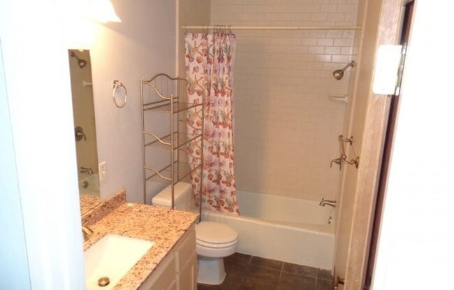 Building Photo - 1157 Clevenger Dr