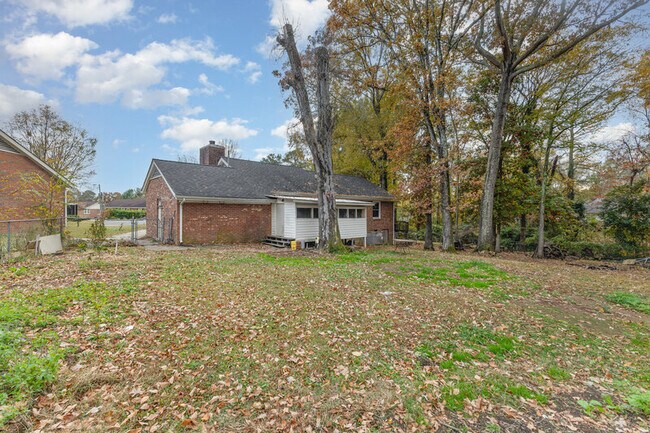 Building Photo - 8503 Beechbrooke Rd