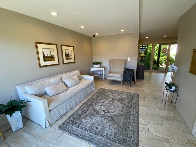 Lobby - 1365 Mt Pisgah Rd