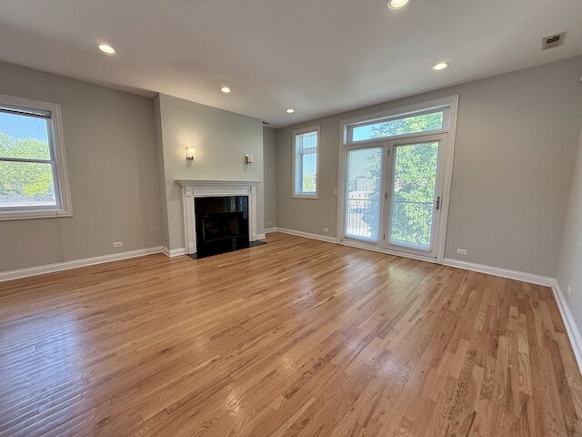 Building Photo - 5558 W Edmunds St