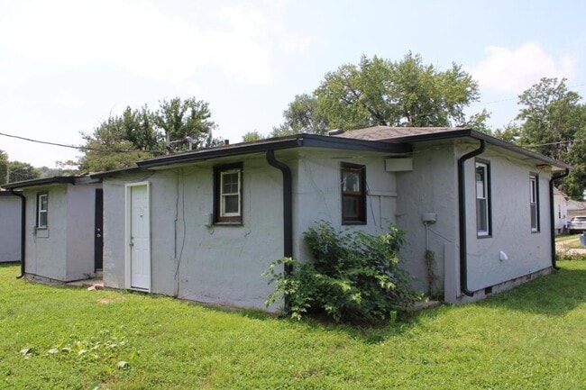 Building Photo - 1317 S 29th St