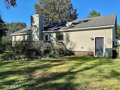 Building Photo - 1054 Pine Dr