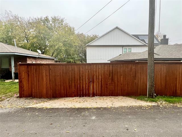 Building Photo - 601 Short St