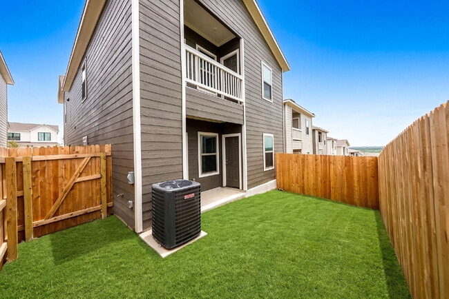 Building Photo - New Construction. Immediate Move In