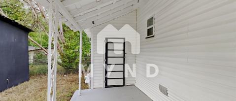 Building Photo - 1110 Clower-