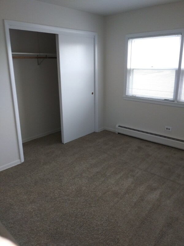 Building Photo - 530 N Mill Rd