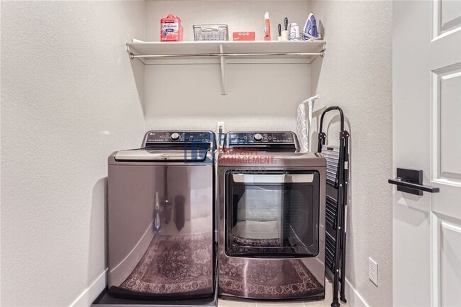 Building Photo - 8375 Holman St