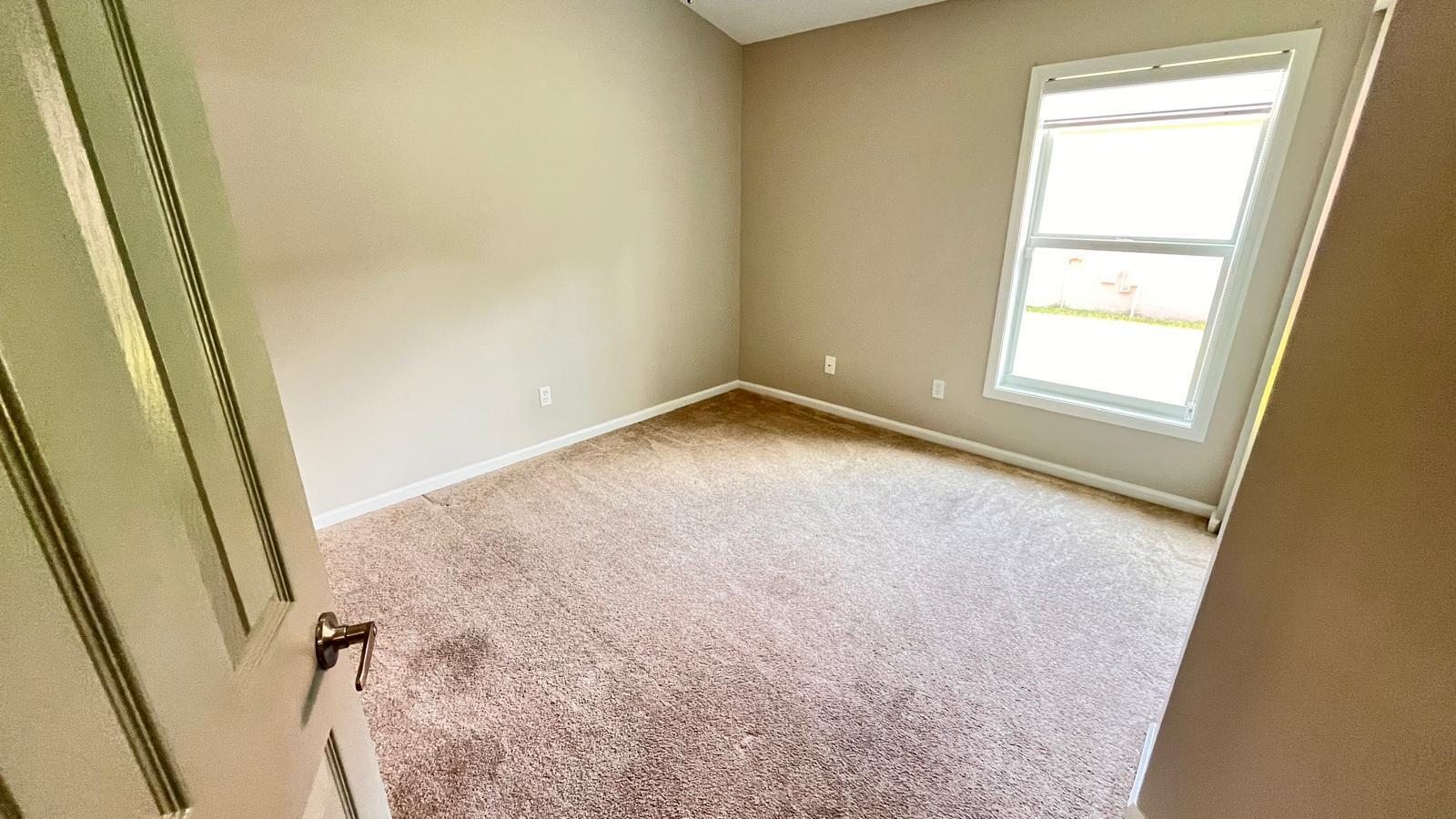 Building Photo - 1627 Oak Berry Cir