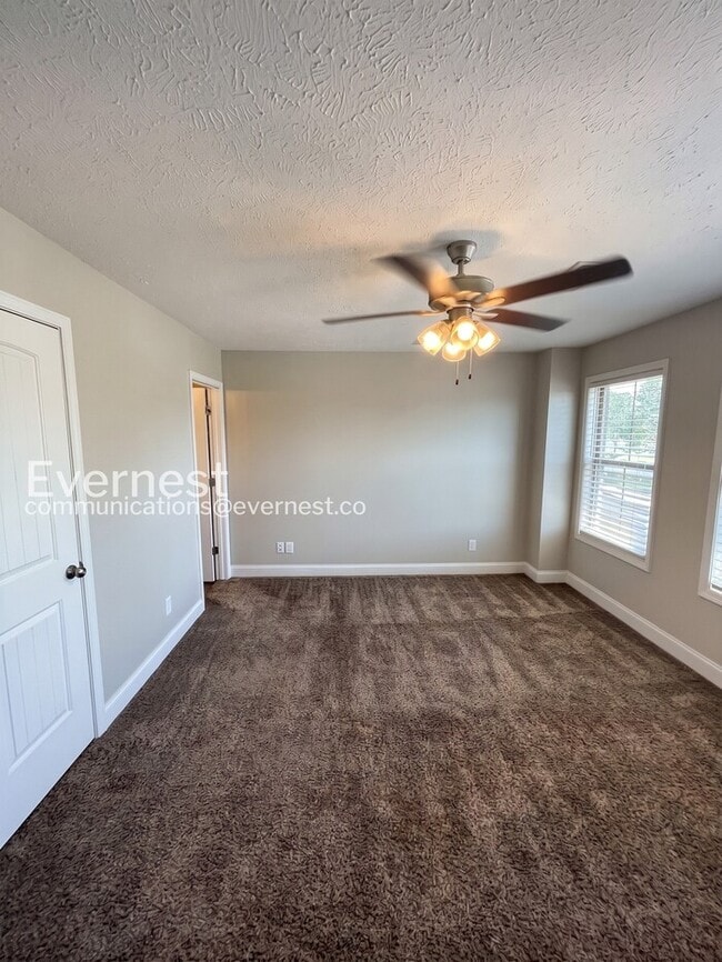 Building Photo - 1000 Henry Pl Blvd