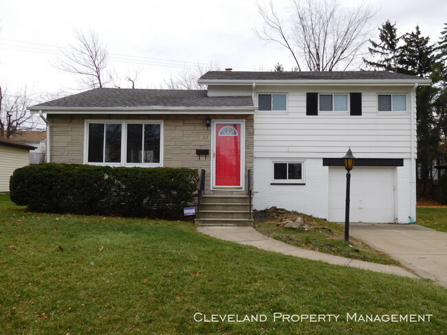 Primary Photo - Renovated Split Level Home