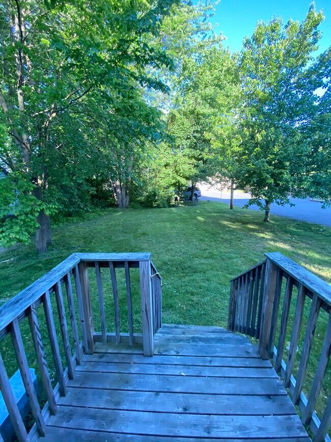 Building Photo - 35 Winchester Ct