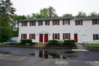Building Photo - 1393 Portland Rd