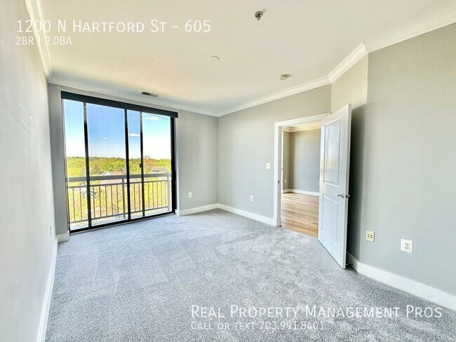 Building Photo - 1200 N Hartford St