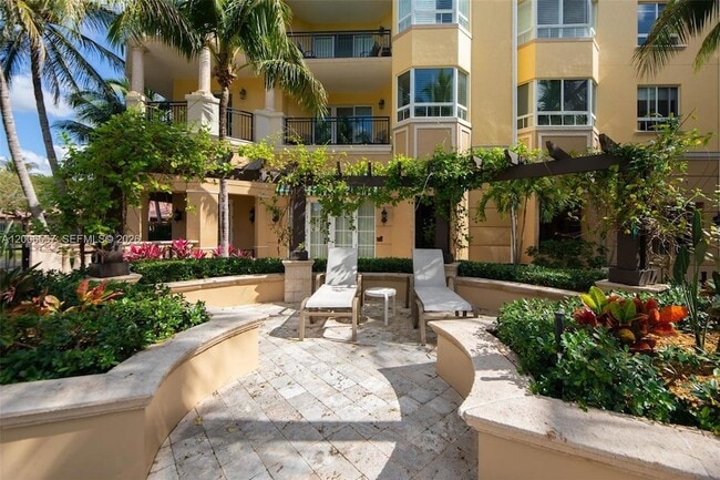 Building Photo - 16101 Emerald Estates Dr