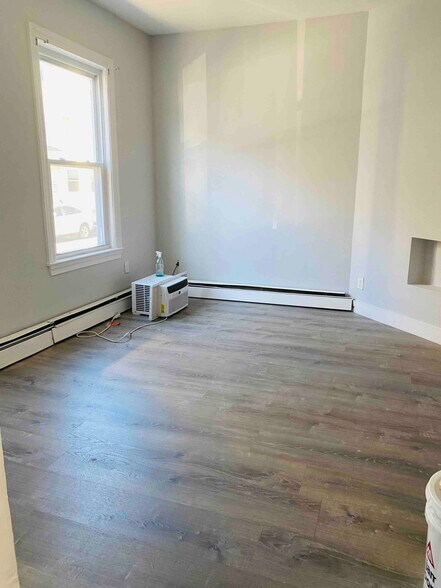 Primary Photo - 12 O St