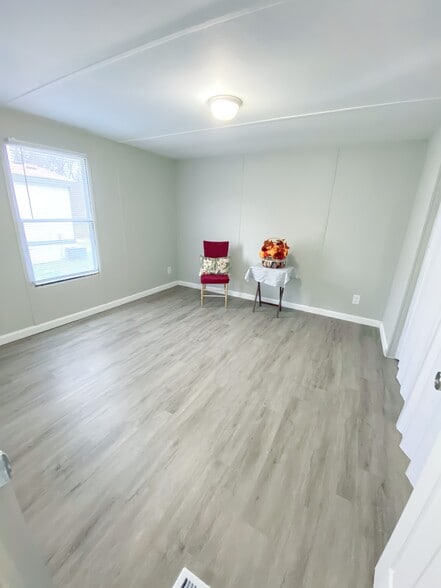 Building Photo - 777 E Yerby St