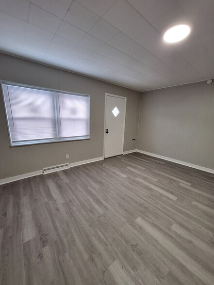 Building Photo - 1219 Walnut St