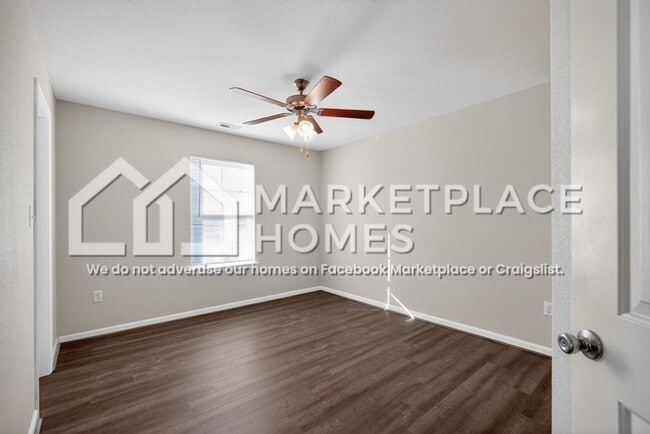 Building Photo - 1337 King Arthur Dr