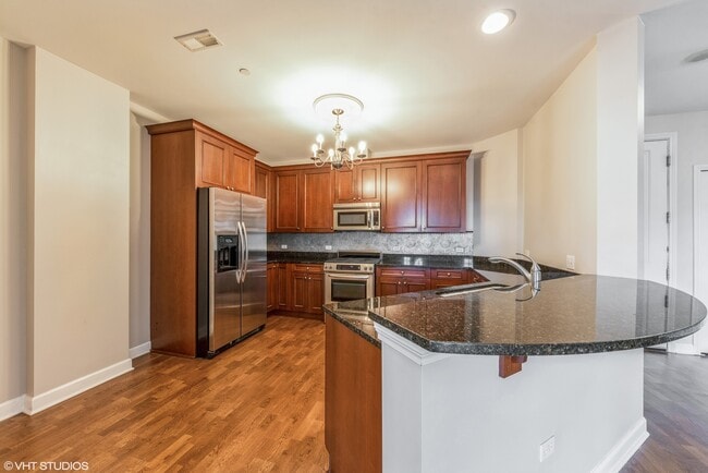 Building Photo - 50 N Plum Grove Rd