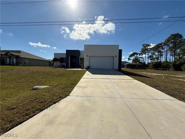 Building Photo - 2716 NW 22nd St