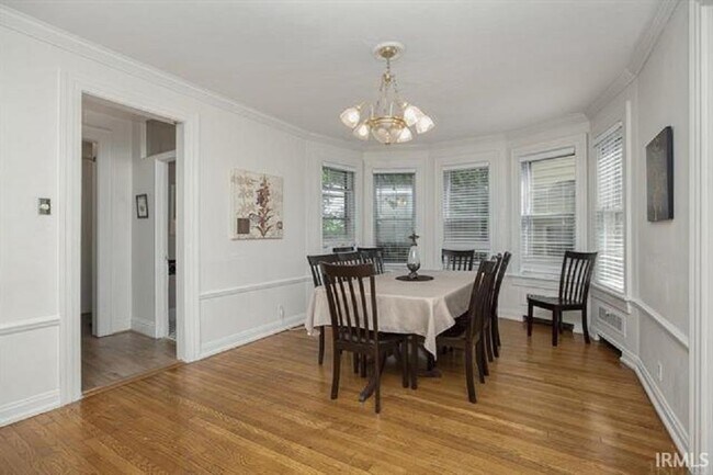 Building Photo - 321 Lamonte Terrace