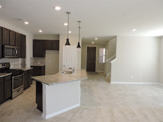 Building Photo - 1164 Littleton Ct