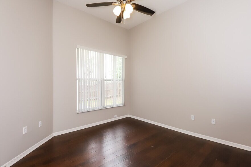 Building Photo - 2014 Cattleman Dr
