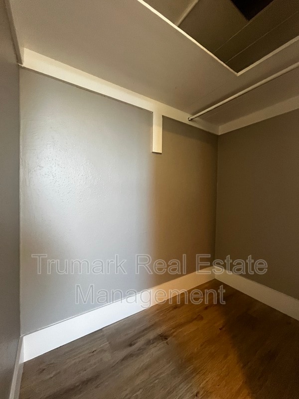 Building Photo - 1349 Elizabeth St