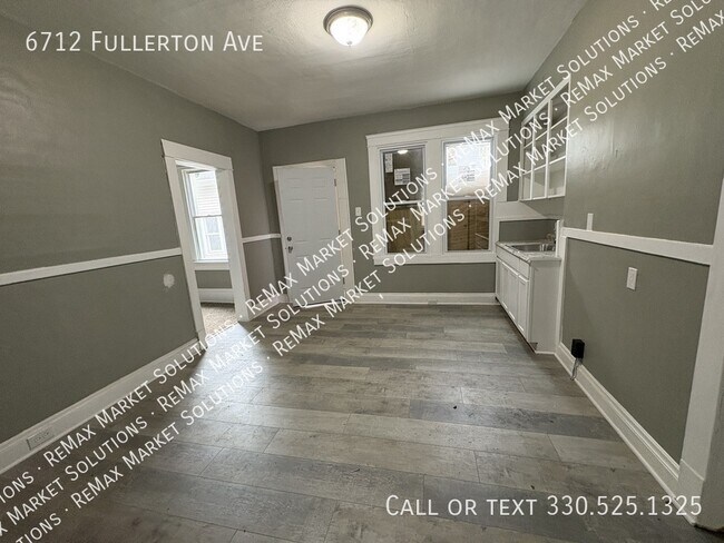 Building Photo - 6712 Fullerton Ave