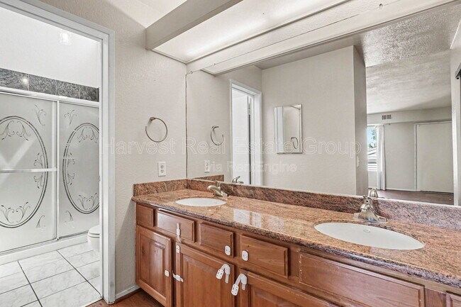 Building Photo - 3454 Bridgewood Terrace