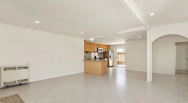 Building Photo - Pomona Duplex