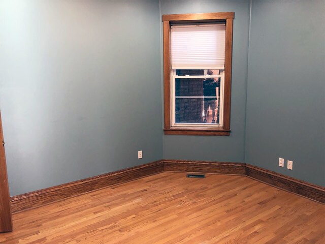 Building Photo - 1715 W Rascher Ave