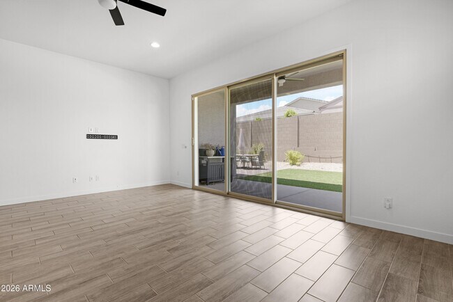 Building Photo - 20132 W Catalina Dr