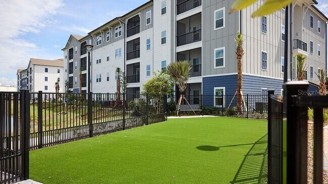 Building Photo - 9500 Grandtree Ave