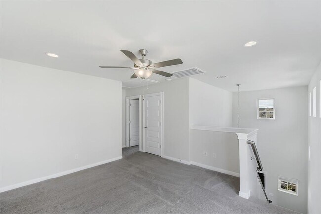 Building Photo - 6820 Llano Stage Trl
