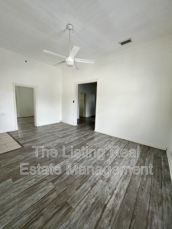 Building Photo - 2824 N 19th St