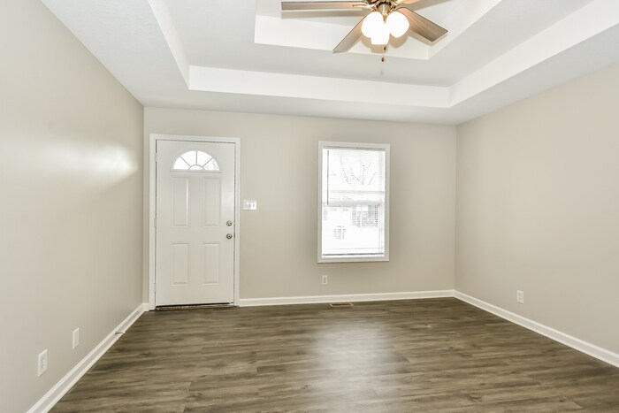 Building Photo - 2817 Russet Ridge Dr
