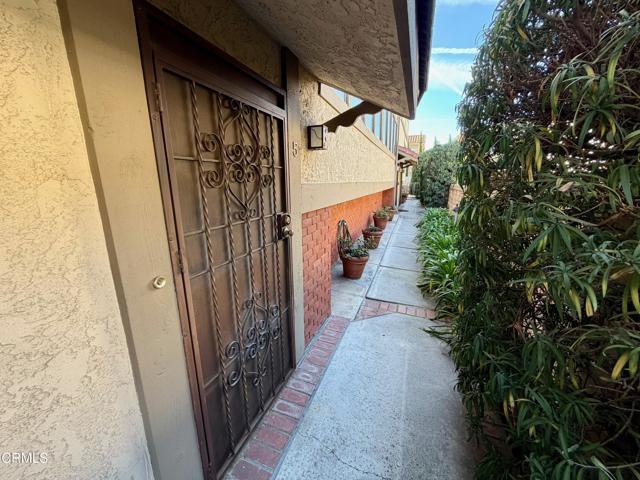 Building Photo - 609 N Monterey St