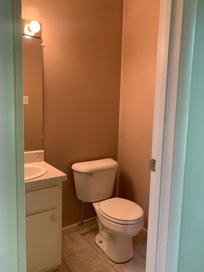 Building Photo - 11729 S Briar Patch Dr