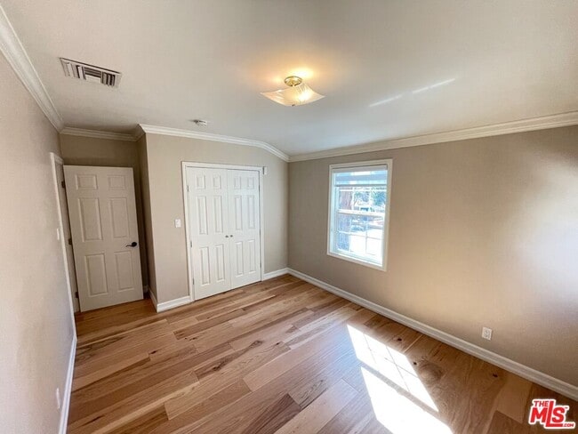 Building Photo - 2851 Fairmount Ave