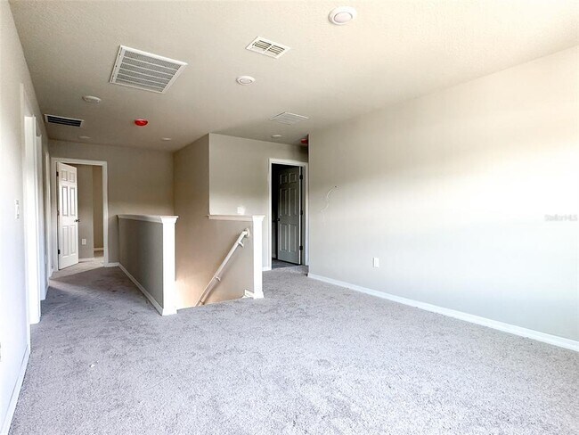 Building Photo - 484 Sun Warbler Wy