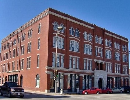 Primary Photo - Stilwell Apartments
